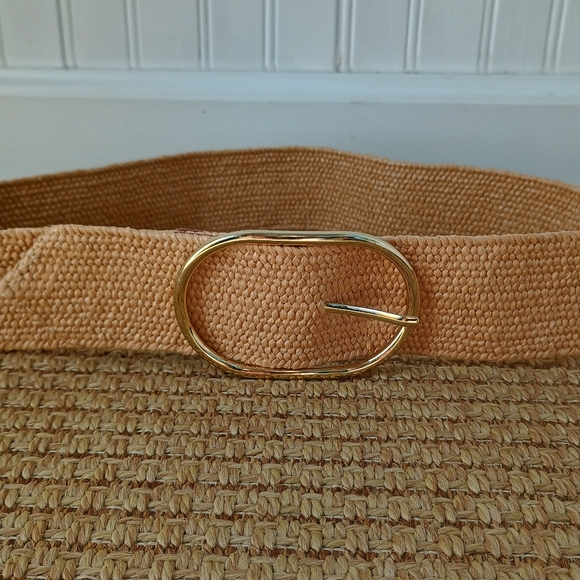 Wide Tan and Gold Woven Belt - Picture 2 of 3